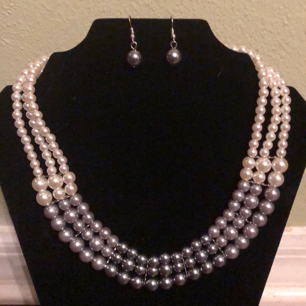 Pearl necklace